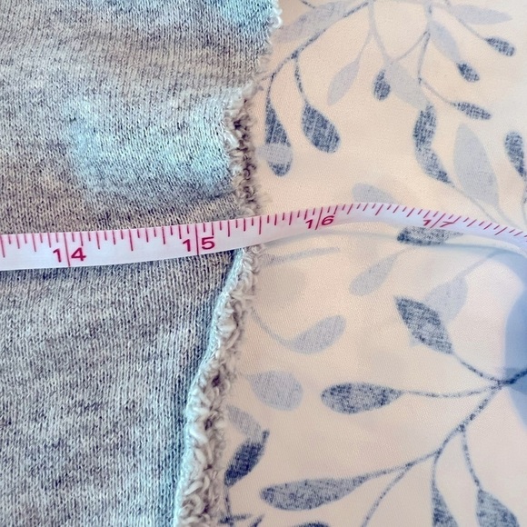 💕 Anthropologie Deletta Burnout Raw Edge Top Cotton Size S - Picture 6 of 7